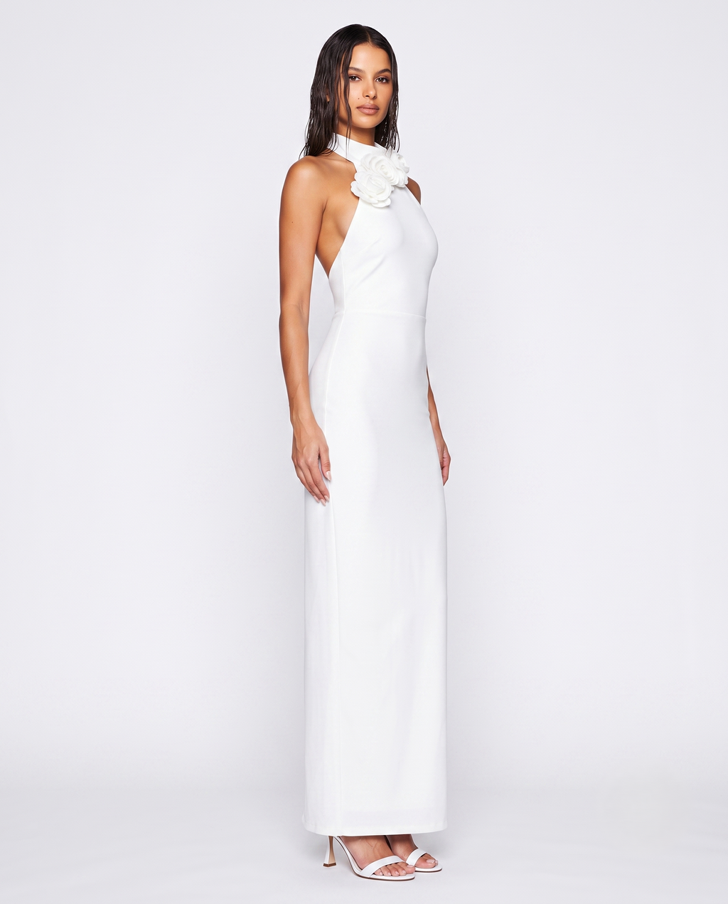 Bridal Beyaz Gül Detaylı Elbise