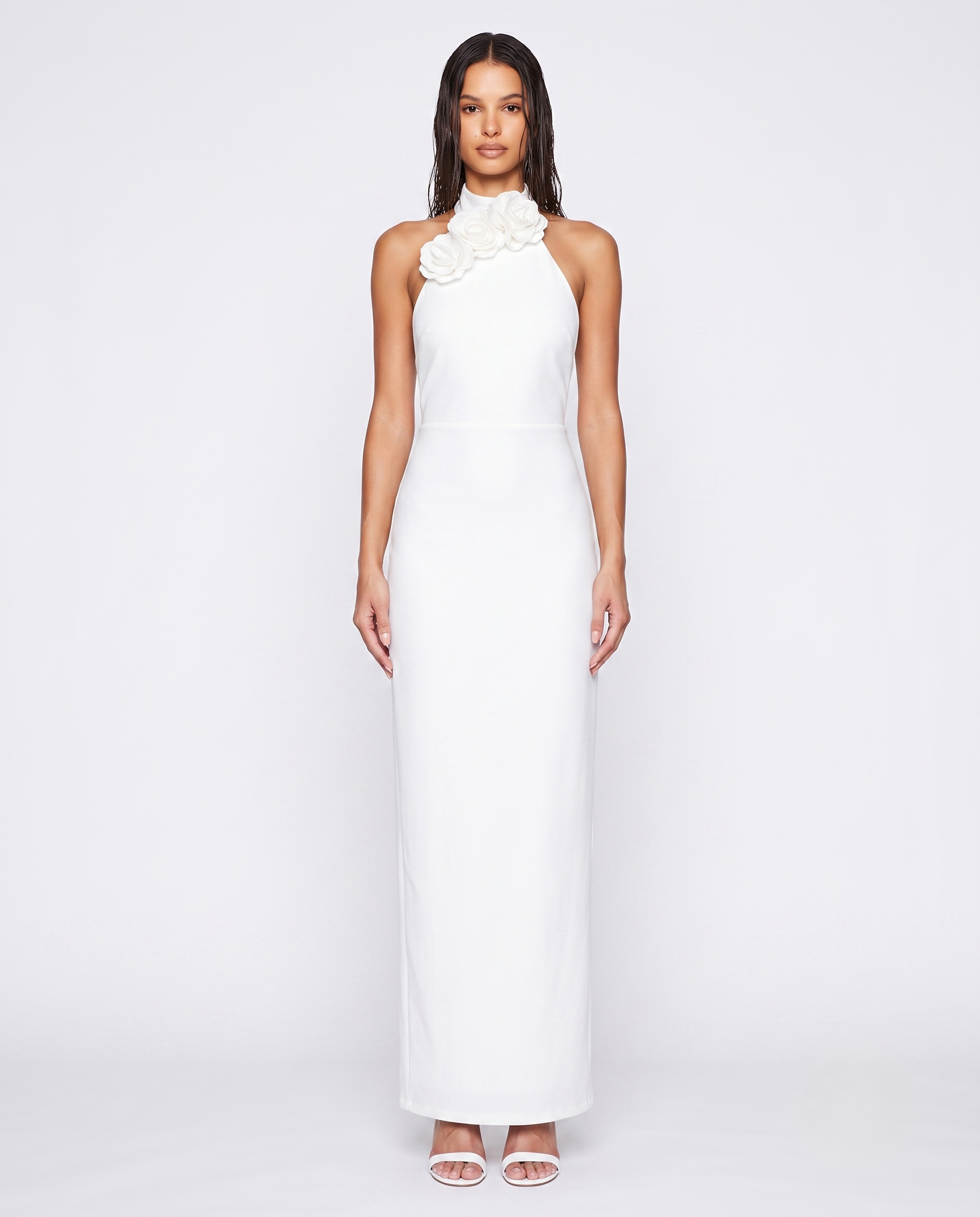 Bridal Beyaz Gül Detaylı Elbise