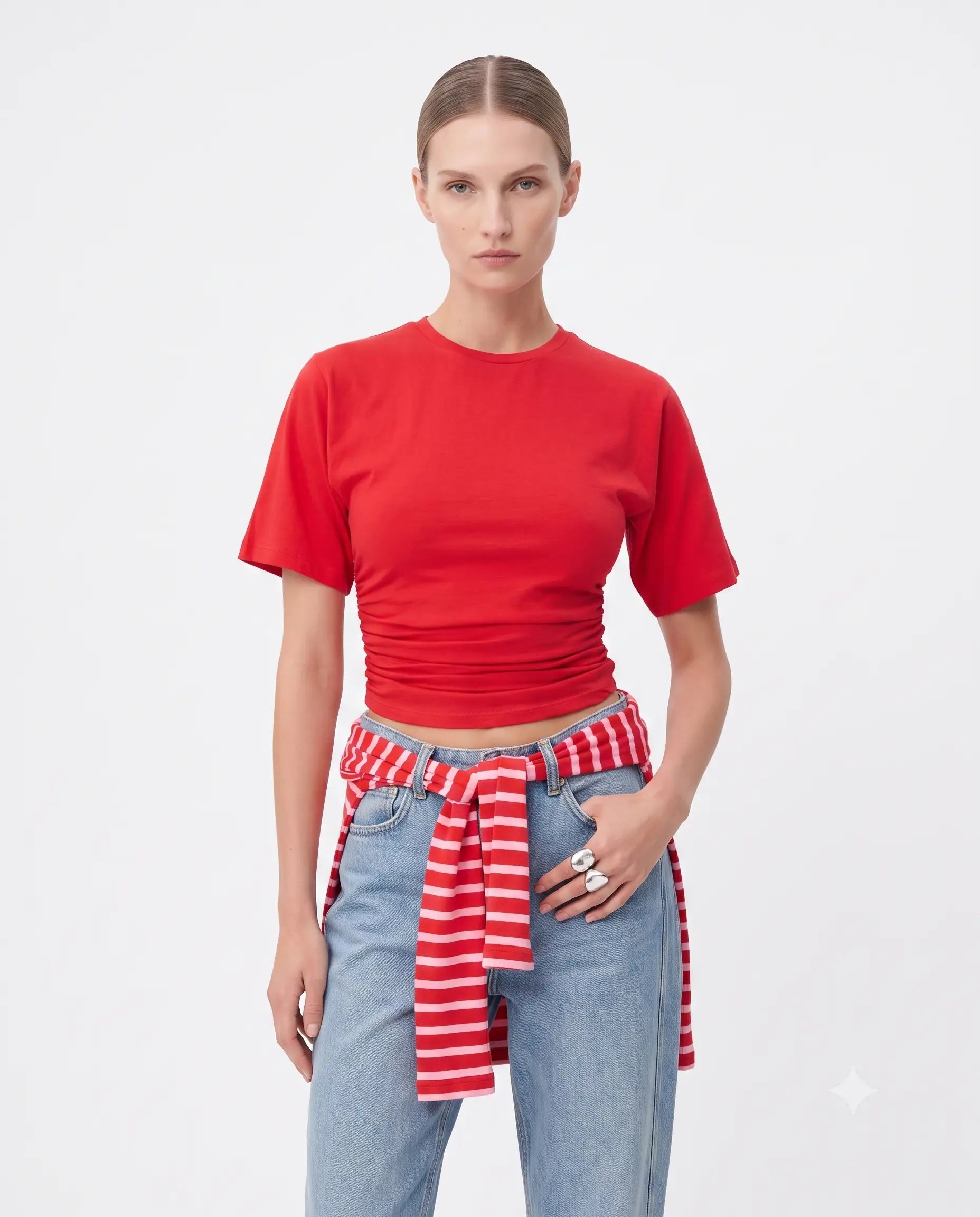 Vücuda Oturan Kısa Kollu Esnek Örme T-Shirt - Kırmızı / XS